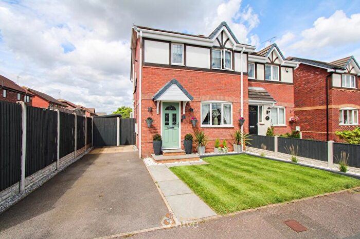 3 Bedroom Semi-Detached House For Sale In Granby Court, Armthorpe, Doncaster, DN3