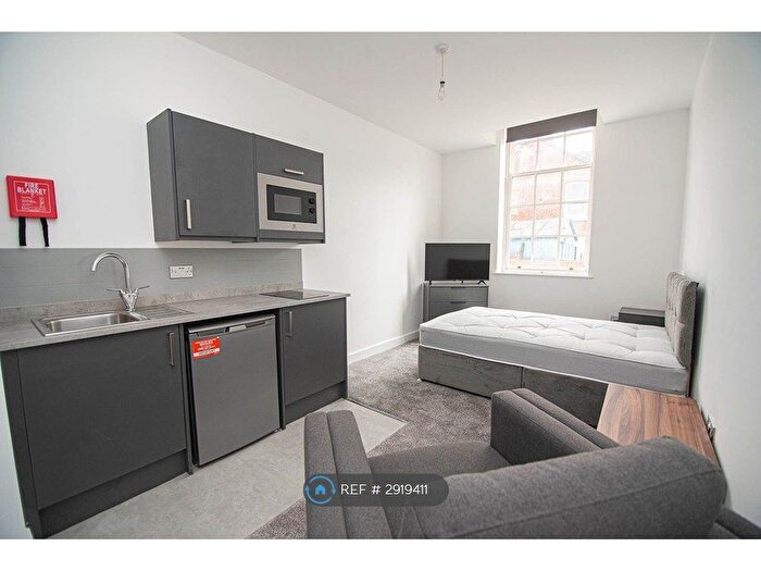 1 Bedroom Flat To Rent In Nether Hall, Doncaster, DN1