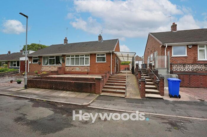2 Bedroom Semi-Detached Bungalow To Rent In Danehill Grove, Stoke-On-Trent, ST4