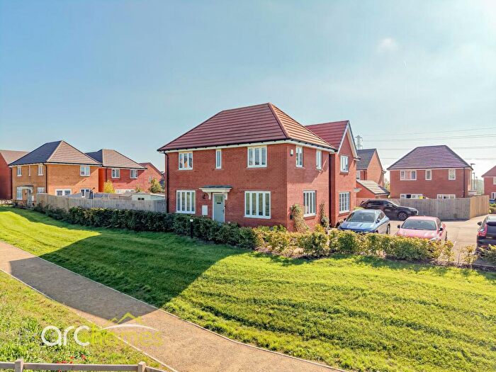 3 Bedroom Detached House For Sale In Lowland Meadows, Atherton, M46