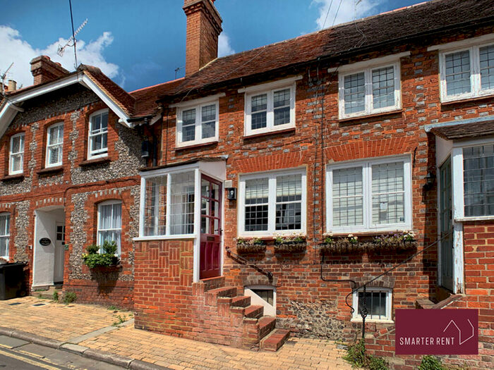 2 Bedroom Cottage To Rent In West Street, Henley-On-Thames, RG9