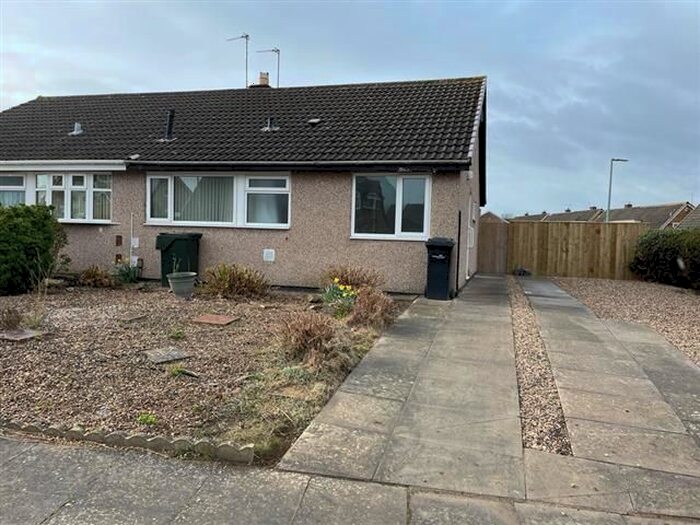 2 Bedroom Bungalow To Rent In Cotherstone Drive, Middlesbrough, TS5