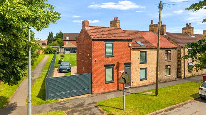 3 Bedroom Semi-Detached House For Sale In Earlsgate, Winterton, Scunthorpe, DN15