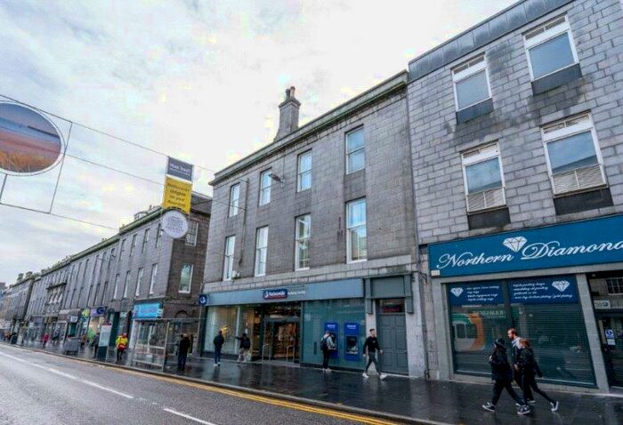 2 Bedroom Flat To Rent In Union Street, City Centre, Aberdeen, AB11
