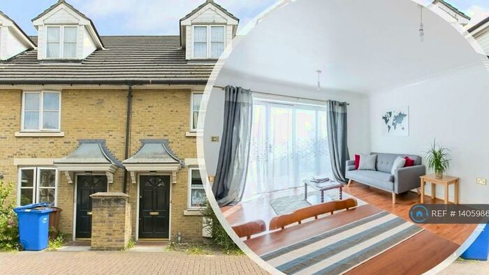 3 Bedroom Terraced House To Rent In Banfield Road, London, SE15