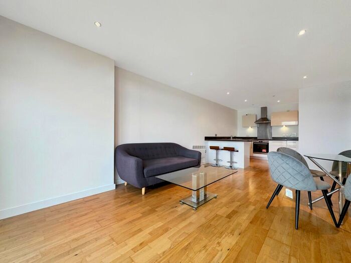 2 Bedroom Apartment To Rent In Aruba, Gotts Road, Leeds, LS12