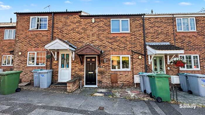 2 Bedroom Town House For Sale In Vera Crescent, Rainworth, NG21