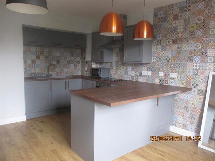 4 Bedroom Detached House To Rent In Midland Road, Bristol, BS2