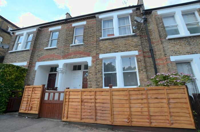1 Bedroom Maisonette To Rent In Clyde Vale, London, SE23