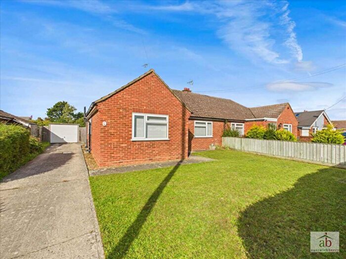 2 Bedroom Bungalow For Sale In Ashdale Road, Kesgrave, IP5