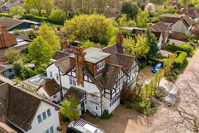 3 Bedroom Semi-Detached House For Sale In Abbey Road, Bourne End, SL8