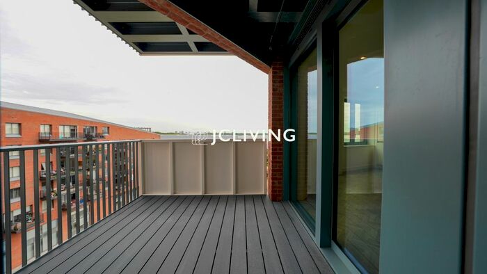 1 Bedroom Flat To Rent In River Apartments, London, E3