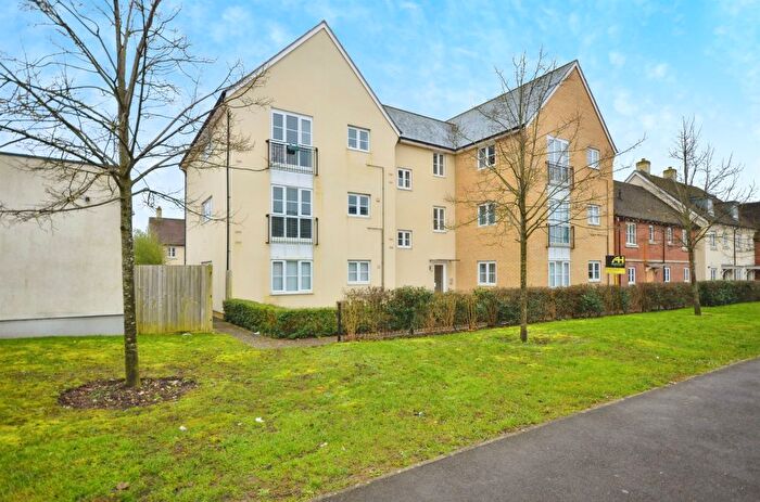 2 Bedroom Flat For Sale In Picket Twenty Way, Andover, SP11