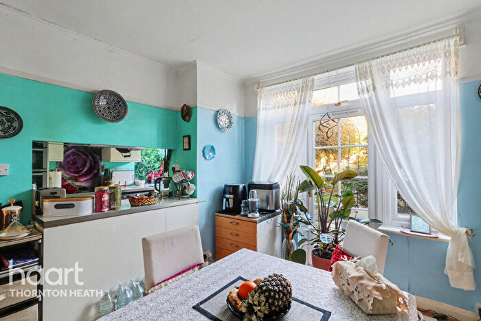 3 Bedroom Terraced House For Sale In Chipstead Avenue, Thornton Heath, CR7