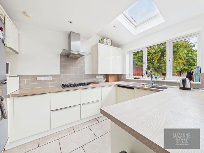 5 Bedroom Terraced House For Sale In Kenpas Highway, Finham, Coventry, CV3