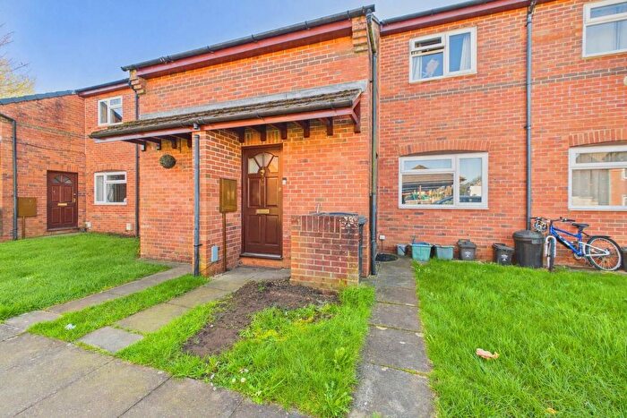 1 Bedroom Maisonette For Sale In Hopes Close, Lydney, GL15