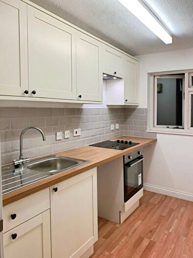 1 Bedroom Flat To Rent In Orchid Vale, Kingsteignton, TQ12