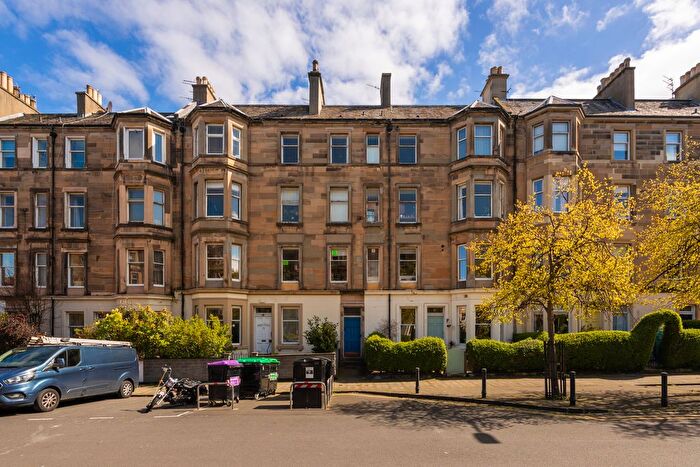1 Bedroom Flat For Sale In / Hillside Street, Edinburgh, EH7