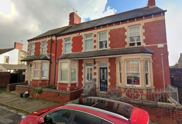2 Bedroom House To Rent In Crossways Street, Barry, CF63