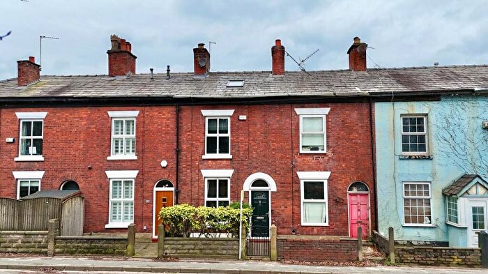 2 Bedroom Cottage For Sale In London Road North, Poynton, Stockport, Cheshire, SK12