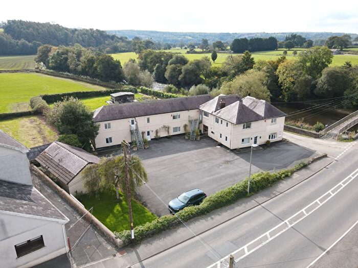 8 Bedroom Detached House For Sale In Pontargothi, Carmarthen, SA32