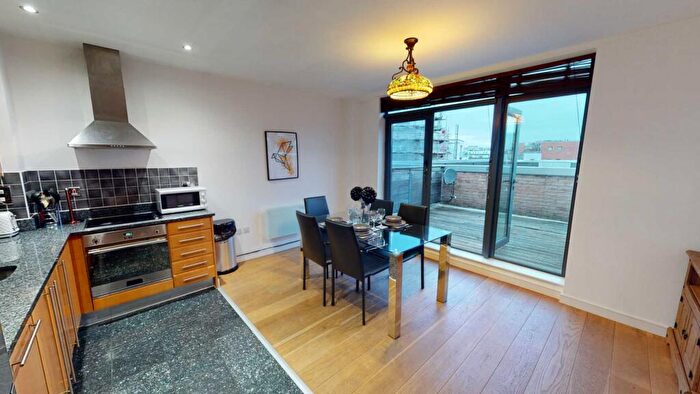 2 Bedroom Apartment To Rent In Tradewind Square, Liverpool, L1