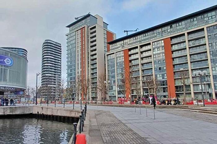 1 Bedroom Flat For Sale In Western Gateway, London, E16