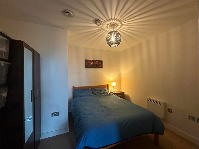 1 Bedroom Flat To Rent In Cross Green Lane, Leeds, LS9