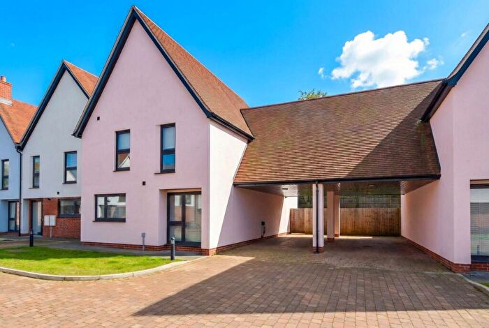 2 Bedroom Apartment To Rent In Lees Close, Thaxted, Dunmow, Essex, CM6