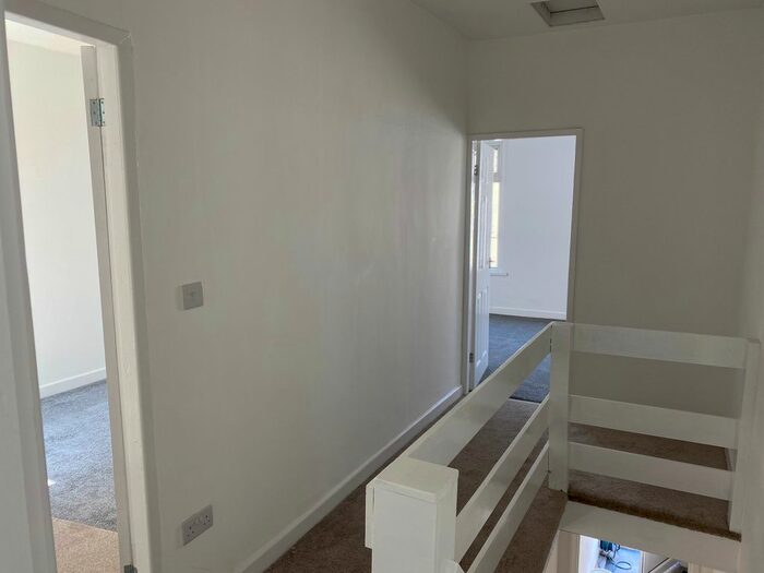 3 Bedroom Property To Rent In Trinity Street, Swansea, SA4