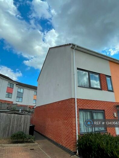 3 Bedroom Terraced House To Rent In Stanford Road, Colchester, CO4