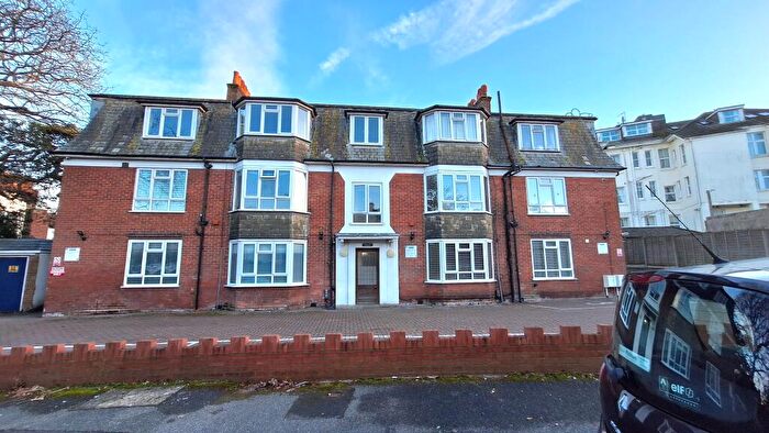 3 Bedroom Apartment To Rent In Exeter Park Road, Bournemouth, BH2