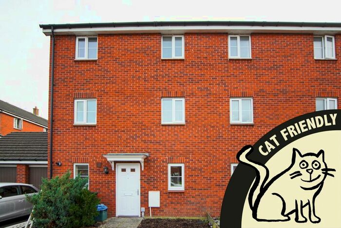 3 Bedroom Town House To Rent In Amis Walk, Horfield, Bristol, BS7
