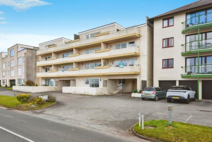 2 Bedroom Flat For Sale In Sandside, Milnthorpe, Cumbria, LA7