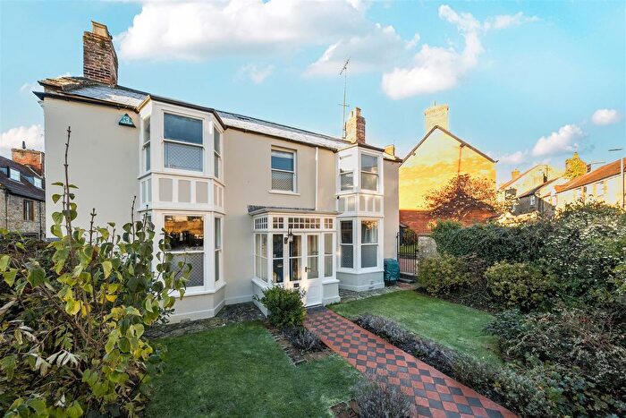 4 Bedroom Property For Sale In Newland, Sherborne, Dorset, DT9
