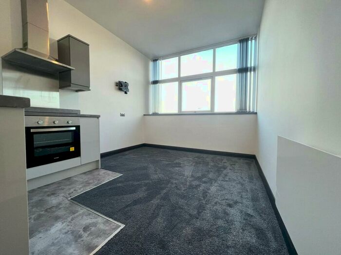 Flat To Rent In West Road, Harlow, CM20