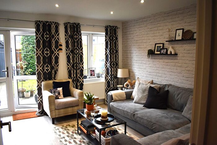 2 Bedroom Terraced House For Sale In Bartlett Place, High Wycombe, HP12