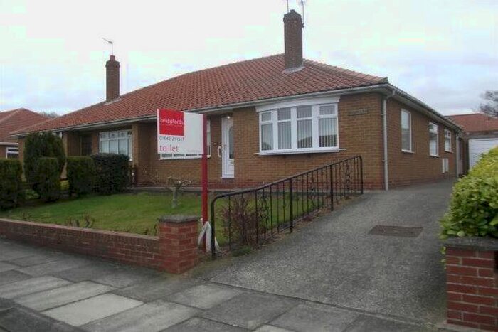 2 Bedroom Bungalow To Rent In Meredith Avenue, Middlesbrough, TS6