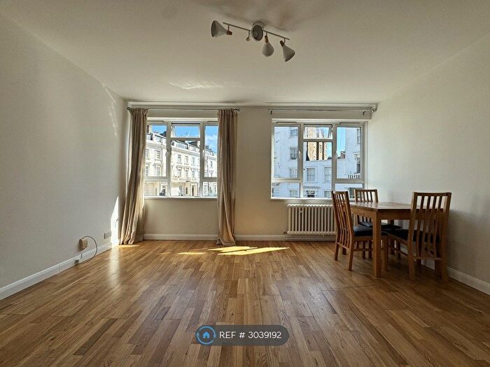 2 Bedroom Flat To Rent In Sherbourne House, London, SW1V