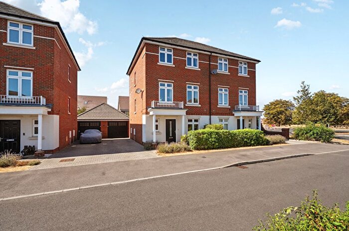 4 Bedroom Semi-Detached House For Sale In The Orangery, Earley, Reading, RG6