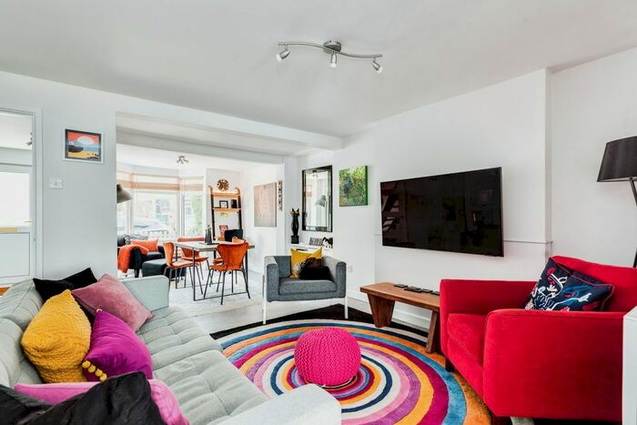 3 Bedroom Semi-Detached House To Rent In Sidney Street, Oxford, OX4