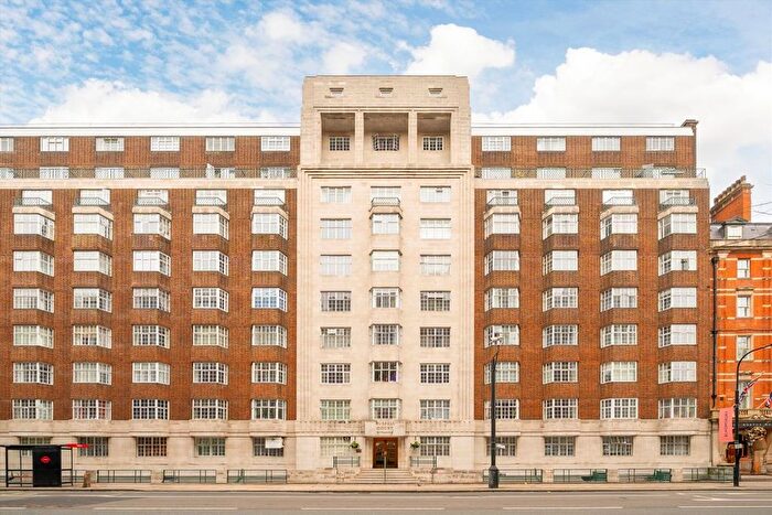 Studio For Sale In Woburn Place, Bloomsbury, WC1H