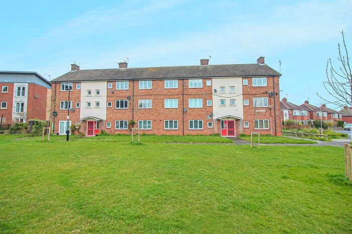 1 Bedroom Flat To Rent In Ridgewood Gardens, Gosforth, Newcastle Upon Tyne, NE3