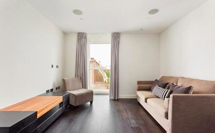 2 Bedroom Flat To Rent In Gatliff Road, London, SW1W