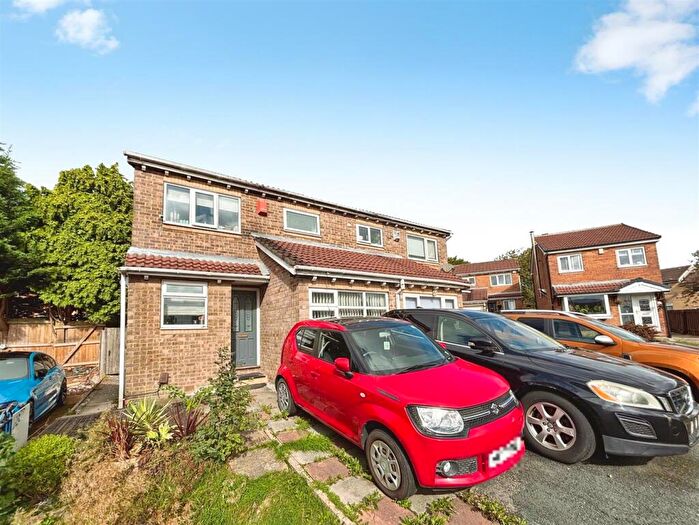 2 Bedroom Semi-Detached House For Sale In Lochy Road, Bradford, BD6