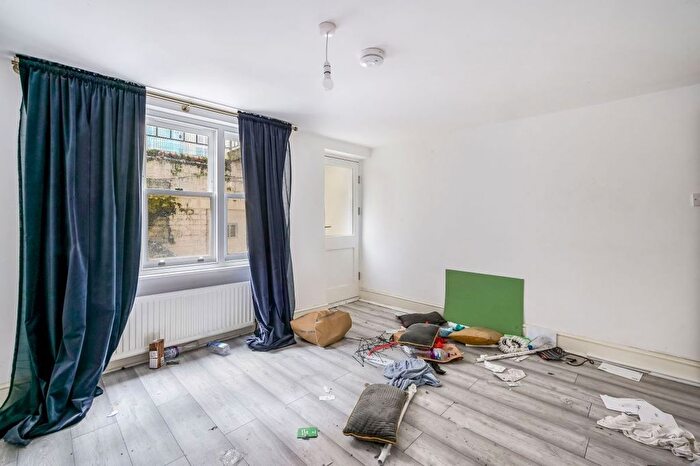 2 Bedroom Flat For Sale In A Eversholt Street, Euston, London, NW1
