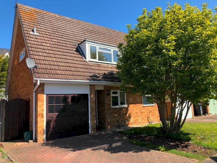 2 Bedroom Semi-Detached House To Rent In Hazelbank Road, Chertsey, Surrey KT16