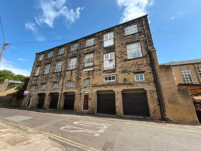 2 Bedroom Apartment For Sale In Hollins Mill Apartment, Hollins Mill Lane, Sowerby Bridge, West Yorkshire, HX6