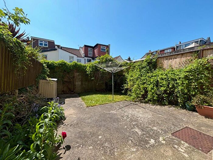 1 Bedroom Apartment To Rent In Beverley Road, Horfield, Bristol, BS7