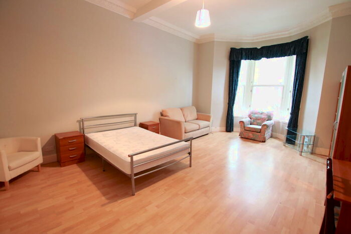 5 Bedroom Flat To Rent In Loudon Terrace, West End, G12
